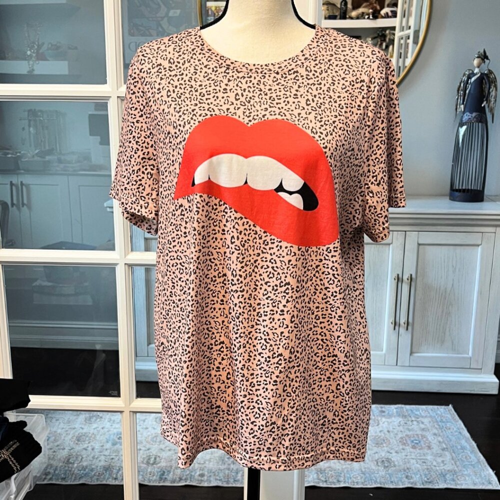Misslook Red Lips Leopard Print T Shirt XL